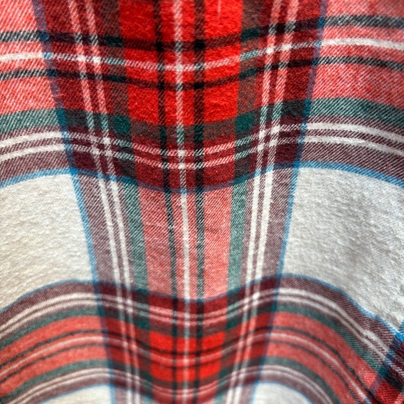 Ladies Old Navy Plaid Flannel Button Down - size XS - Picture 6 of 9